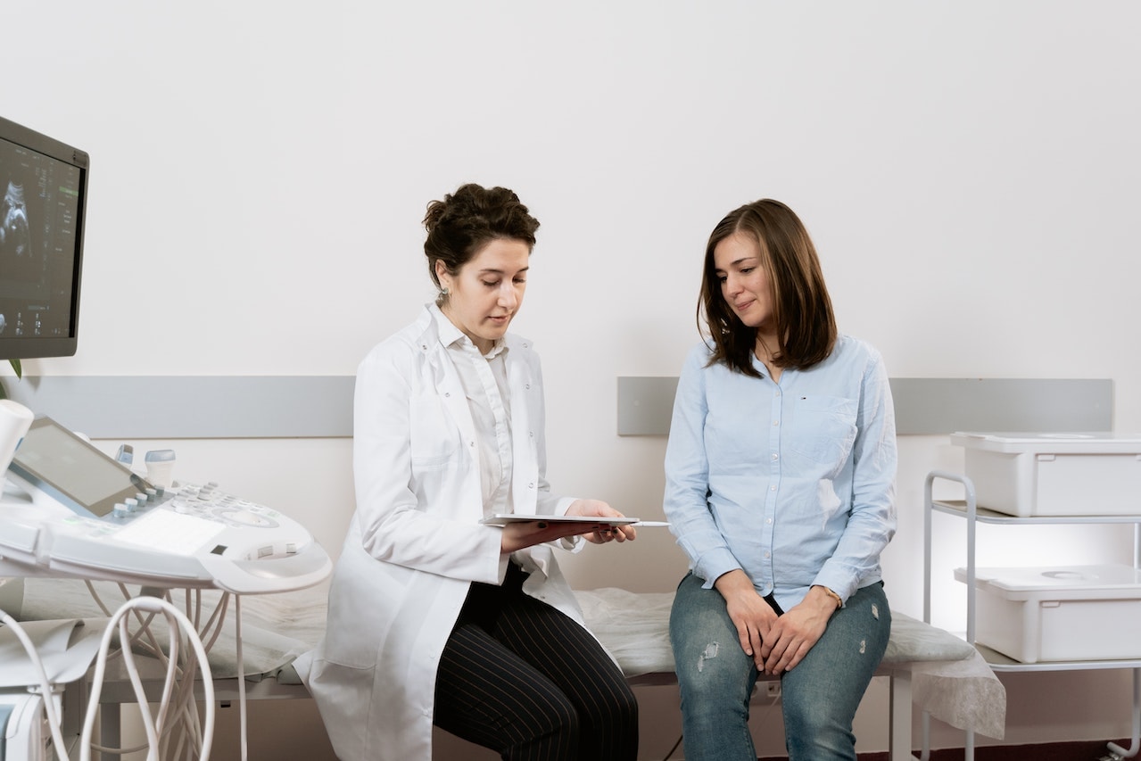 woman getting cardiovascular tests